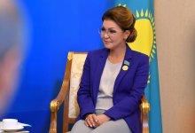 Дарига Назарбаева обеспокоена низким уровнем зарплат воспитателей частных детсадов