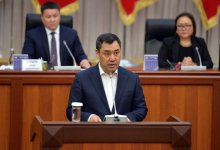 Президент Кыргызстана ушел на самоизоляцию