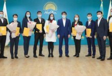 Более тысячи казахстанцев вступили в Nur Otan накануне Дня партии