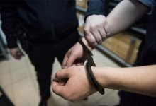 16-летнего подростка задержали за убийство родителей и сестры
