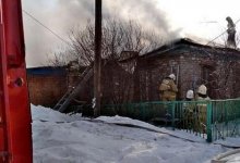 Женщину-инвалида спасли пожарные в ВКО