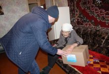 В Темиртау предприятие поддерживает ветеранов и одиноких пенсионеров