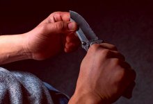 Школьник собрался зарезать учителя и сообщил об этом полицейским