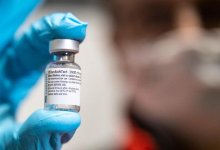 Врач назвал группы людей, которых может не спасти вакцина от коронавируса