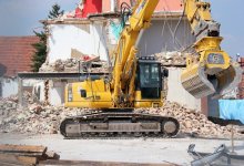 В Алматы хотят снести дома и вырубить деревья ради пробивки проспекта Назарбаева