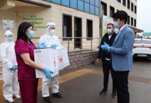 Нуротановец подарил кислородные концентраторы Алматинской поликлинике