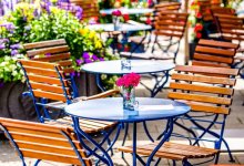 В Алматы разрешили работу летних кафе