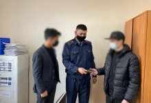 Лжеполицейский отчитал за курение и ограбил студента в Актобе