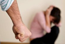 В Нур-Султане муж избил и обокрал жену