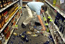 Обязаны ли казахстанцы выкупать товар, который случайно испортили в магазине