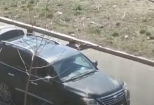 Целились в окна домов: алматинцы стреляли из винтовок в жилом районе