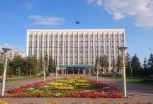 Карагандинец выпал из окна акимата и разбился насмерть