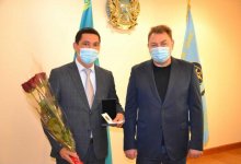 Астанчанина наградили за спасение ребенка из горящей квартиры