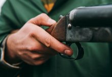 В центре Алматы из ружья выстрелили в человека