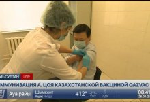 Глава Минздрава вакцинировался препаратом QAZVAC