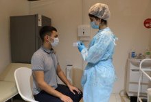 Болашаковцы одними из первых привились вакциной QazVac