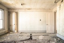 Объясняем, как правильно разобрать стену в квартире