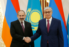 Ситуацию на армяно-азербайджанской границе обсудил Токаев с Пашиняном