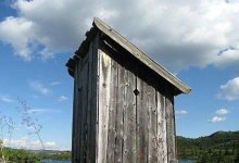 Двое детей провалились в яму сельского туалета в Туркестанской области