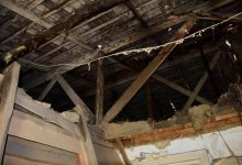 В Алматы обрушилась крыша дома, едва не убив жильцов