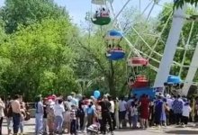 В Караганде уволили директора парка, где женщины подрались на карусели