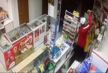 Мужчина на почве ревности устроил кровавую поножовщину на глазах у ребенка в Уральске (ВИДЕО)