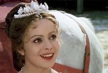 Умерла актриса, сыгравшая главную роль в сказке «Три орешка для золушки»