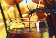 Врач развеяла миф о суточной норме воды