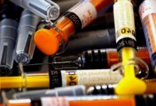 Врач опроверг слухи о бесплодии, которое вызывает вакцина от коронавируса