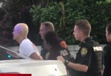 В США водитель пикапа наехал на участников гей-парада