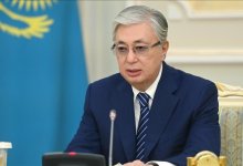 Токаев присудил грант главному редактору газеты AIQYN