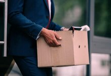 В Казахстане могут уволить непривитых от коронавируса работников