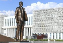 Памятник Нурсултану Назарбаеву установили в Туркестане