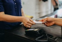 Рассказываем, что могут узнать мошенники о вас из кассовых чеков