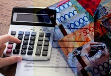 Карагандинские налоговики забрали деньги у предпринимателя