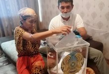Маломобильные сельчане Кызылординской области голосуют дома