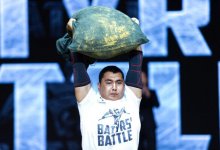 Силачи из Туркестана повторили легендарное выступление Кажымукана на турнире "Batyrs' Battle"