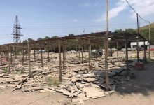 Крупнейшую автостоянку на Кок-Тобе сносят по решению суда