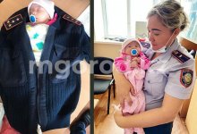 Двухмесячный ребенок в Актобе напугал криком соседей, пока пьяные родители спали