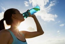 Сколько пить воды? Врач развеяла популярный миф