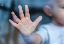 Младенец в России умер от голода из-за своей матери