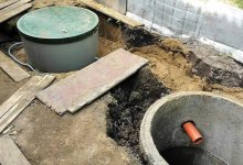 Три брата провалились в выгребную яму и погибли