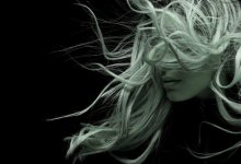 У переболевших коронавирусом выпадают волосы. Врач дала важный совет