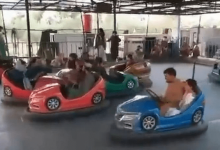 После взятия Кабула талибы развлеклись в детском парке с оружием в руках. Появилось видео