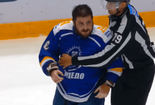 Хоккеист из казахстанской команды сделал расистский жест в адрес китайца