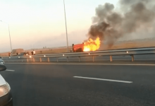 Клубы дыма и перевернутая машина: страшная авария в Карагандинской области