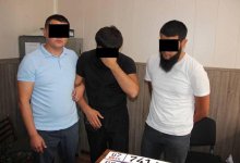 Казахстанцев задержали за контрабанду автомобилей в Кыргызстане