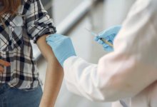 В ЕС не увидели необходимости в третьей дозе COVID-вакцины