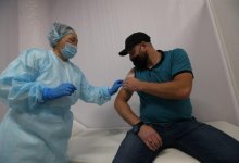 Непривитых казахстанцев не будут пускать на работу: новое постановление вступило в силу