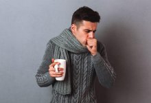 Врач назвал барсучий и свиной жир лучшими средствами от кашля